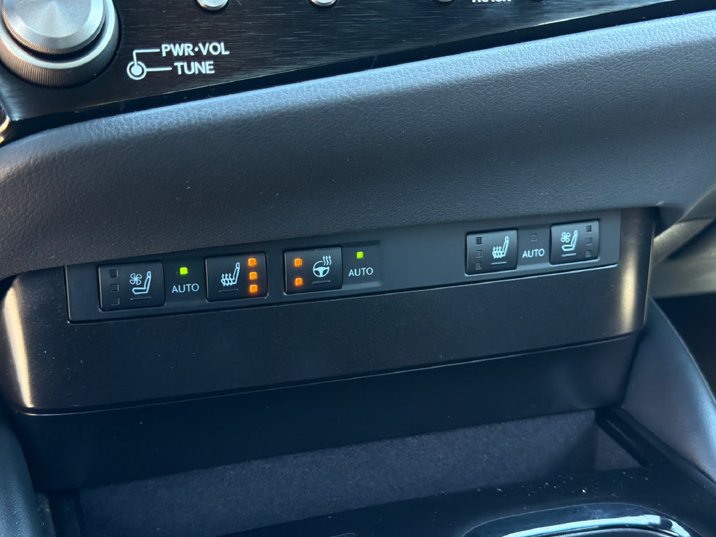Used 2023 Lexus ES 250 w/ Premium Package AWD/4WD image 33