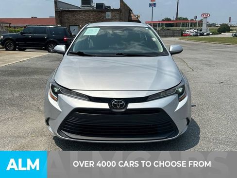 Used 2024 Toyota Corolla LE FWD image 2