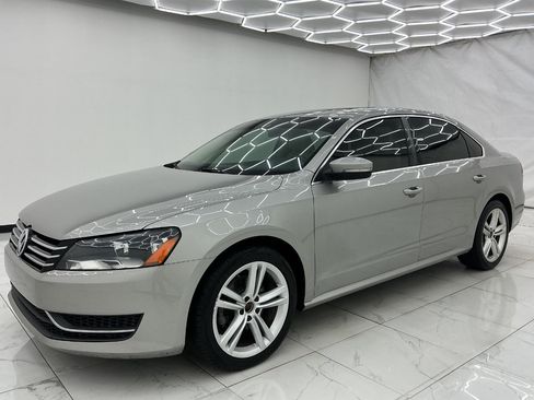 Used 2014 Volkswagen Passat 1.8T SE FWD image 6