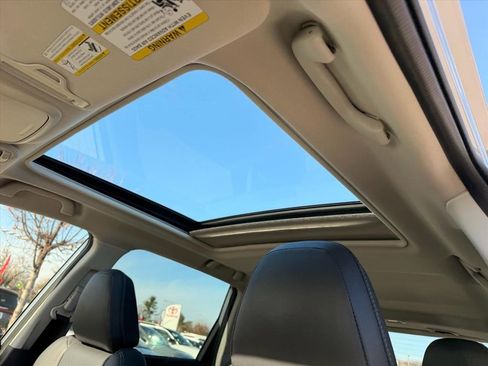 Used 2023 Subaru Forester Touring image 15