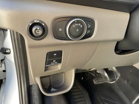 Certified 2022 Ford Transit 350 XLT image 28