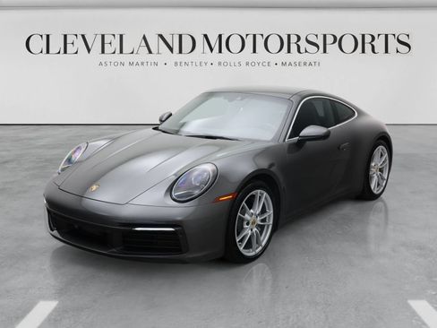 Used 2021 Porsche 911 Carrera RWD image 6