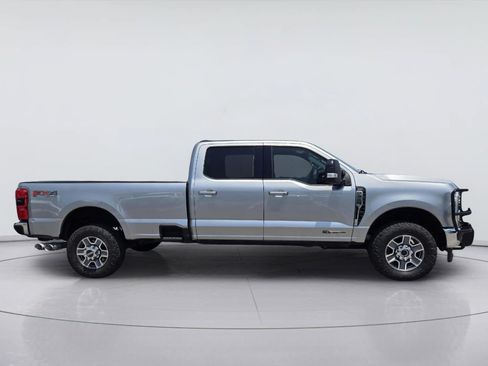 Used 2024 Ford F350 Lariat w/ FX4 Off-Road Package AWD/4WD image 5