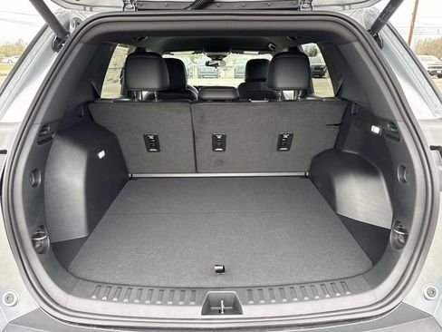 New 2026 Chevrolet Equinox ACTIV AWD/4WD image 22