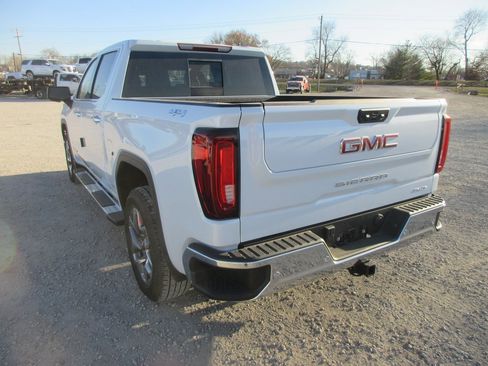 New 2026 GMC Sierra 1500 SLT w/ SLT Premium Plus Package image 9