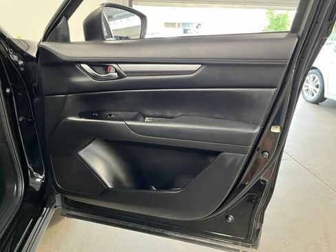 Used 2020 MAZDA CX-5 Touring FWD image 12