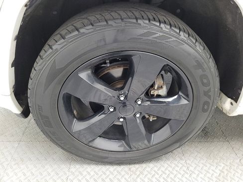 Used 2015 Jeep Grand Cherokee Altitude image 31