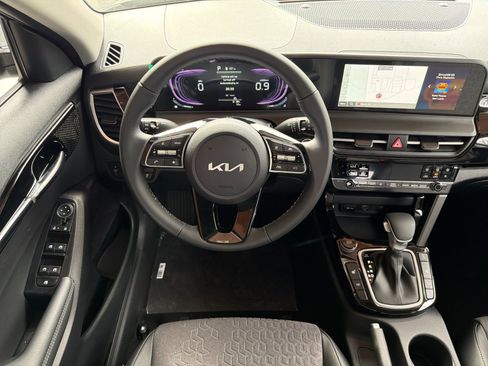 New 2026 Kia Seltos S image 14