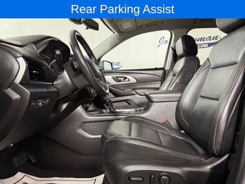 Used 2019 Chevrolet Traverse LT w/ LT Premium Package image 10