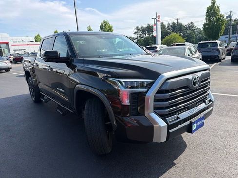 Used 2023 Toyota Tundra Limited AWD/4WD image 3