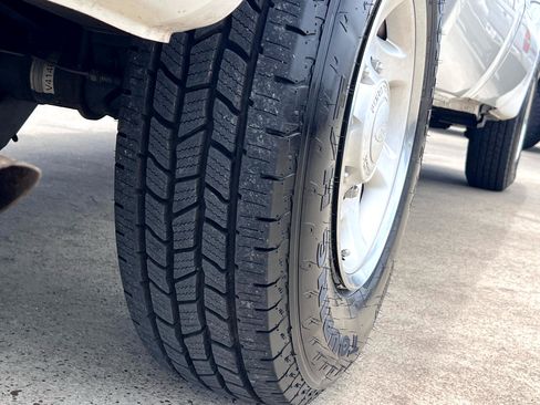 Used 2002 Ford F250 XL image 15