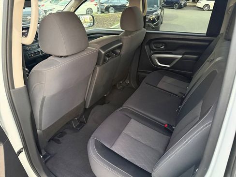 Used 2022 Nissan Titan SV w/ Accessory Utility Package image 39