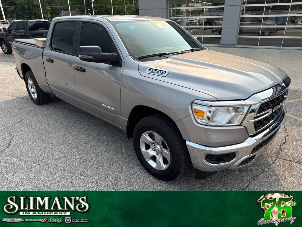 Used 2024 RAM 1500 Big Horn AWD/4WD image 1