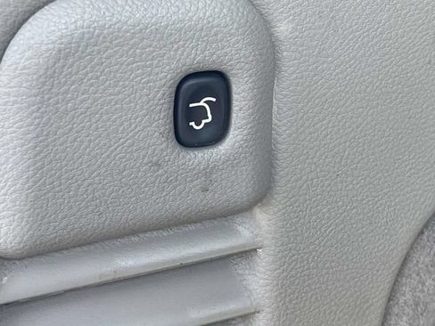 Used 2013 Jeep Grand Cherokee Laredo RWD image 11