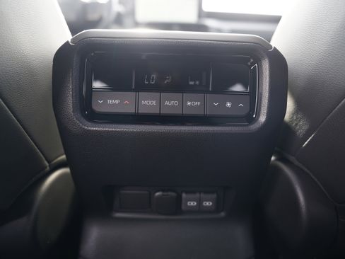 Used 2024 Toyota Land Cruiser image 12