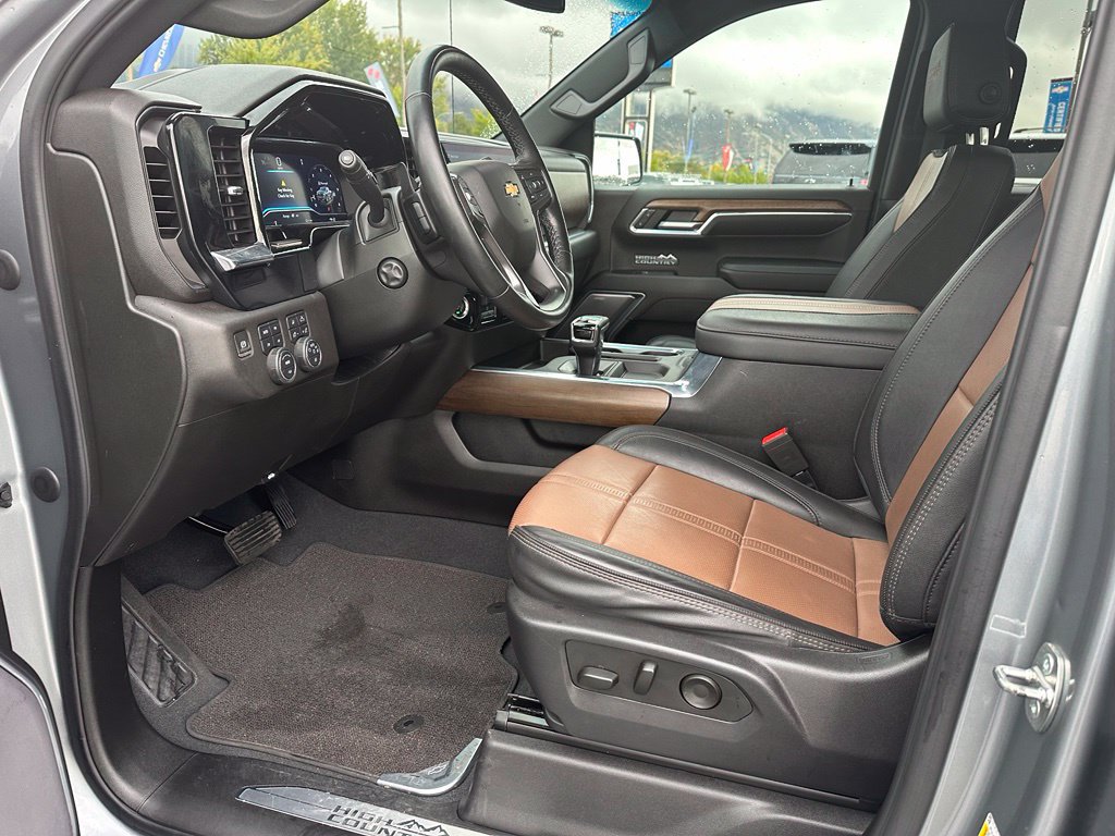 Certified 2023 Chevrolet Silverado 1500 High Country w/ Max Trailering Package AWD/4WD image 30
