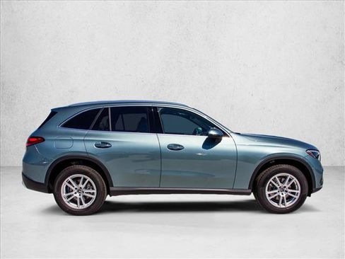 Certified 2026 Mercedes-Benz GLC 300 4MATIC image 4