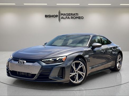 Used 2022 Audi e-tron GT Premium Plus AWD/4WD image 2