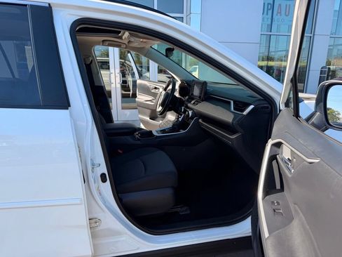 Used 2019 Toyota RAV4 XLE w/ Convenience Package AWD/4WD image 32