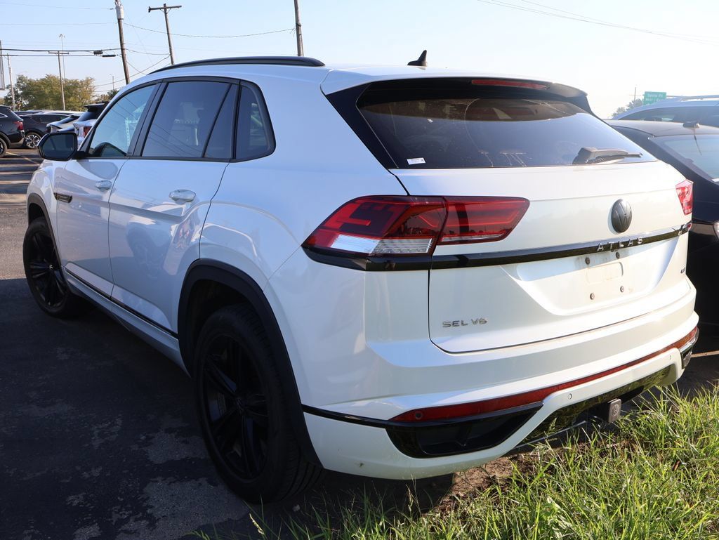 Used 2023 Volkswagen Atlas Cross Sport SEL R-Line AWD/4WD image 17