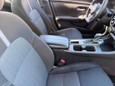 Certified 2025 Nissan Sentra SV FWD image 11