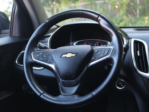 Used 2019 Chevrolet Equinox LT AWD/4WD image 20