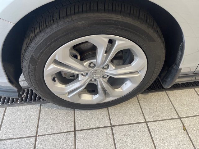 Used 2025 Honda Accord LX image 5