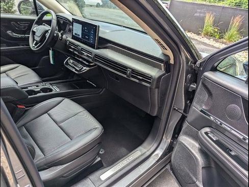 New 2024 Lincoln Corsair Grand Touring w/ Equipment Group 301A image 12