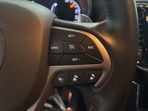 Used 2020 Jeep Grand Cherokee Trailhawk w/ Trailhawk Luxury Group image 17