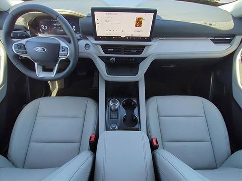 New 2026 Ford Explorer Active image 15