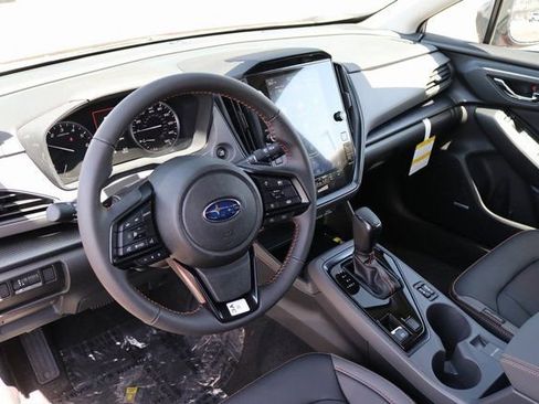 Certified 2025 Subaru Crosstrek 2.5i Limited w/ Crosstrek Mirror Package image 23