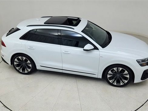 Used 2025 Audi Q8 Prestige w/ Prestige Package image 77