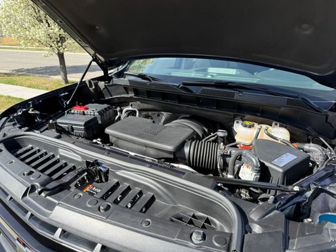 Used 2020 Chevrolet Silverado 1500 LT Trail Boss image 17