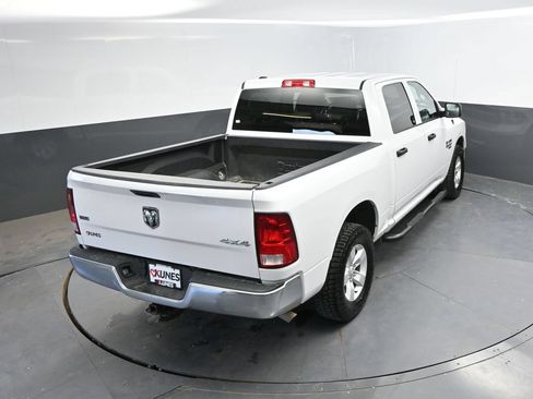 Used 2022 RAM 1500 Classic SLT AWD/4WD image 33