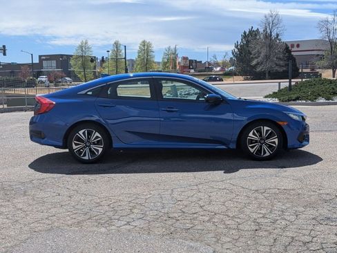 Used 2016 Honda Civic EX-T image 4