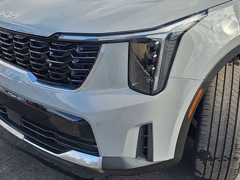 Used 2024 Kia Sorento EX w/ Panoramic Sunroof Package image 36