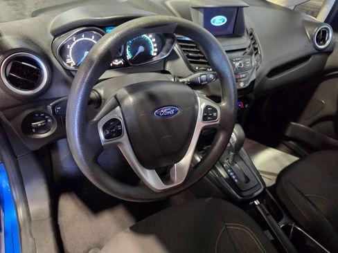 Used 2019 Ford Fiesta SE w/ Equipment Group 201A FWD image 4