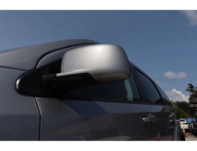 Used 2017 Dodge Journey Crossroad FWD image 17