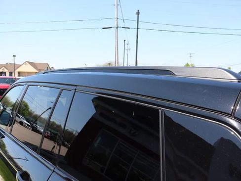 Used 2025 Jeep Grand Cherokee L Limited w/ Luxury Tech Group II AWD/4WD image 33