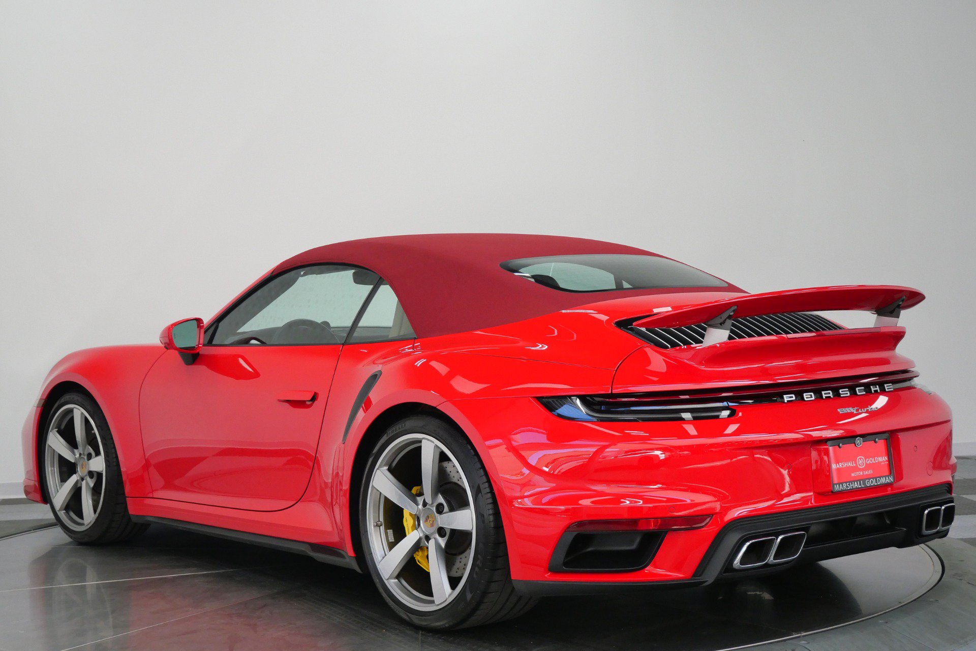 Used 2023 Porsche 911 Cabriolet AWD/4WD image 7