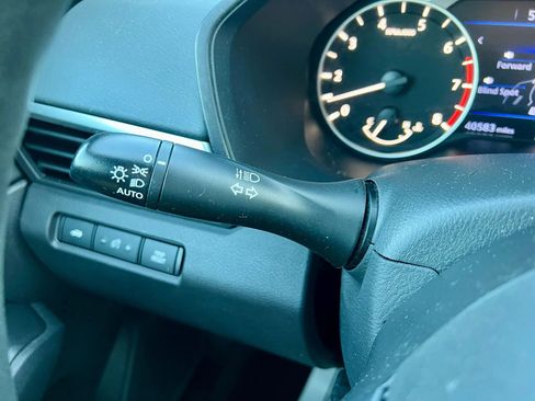 Used 2022 Nissan Altima 2.5 SV image 25