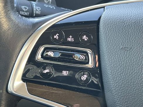 Used 2020 Cadillac Escalade Premium Luxury image 33