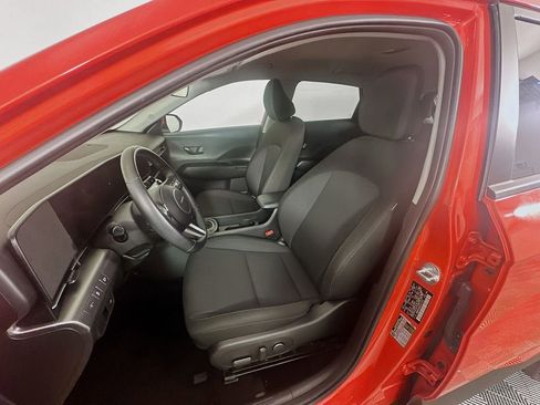 Certified 2025 Hyundai Kona SEL image 20