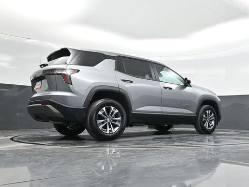 Used 2026 Chevrolet Equinox LT FWD image 53