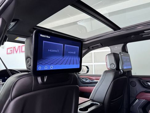Certified 2023 GMC Yukon Denali Ultimate AWD/4WD image 32