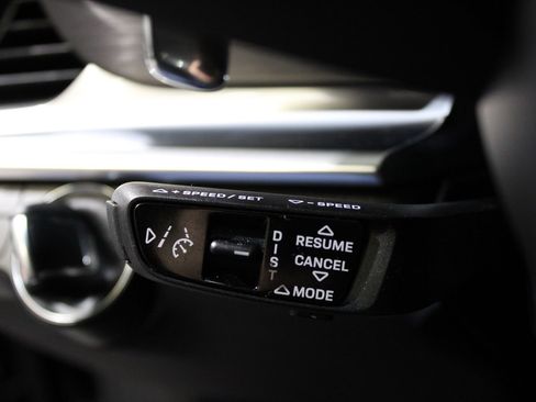 Used 2023 Porsche Panamera Platinum Edition image 38