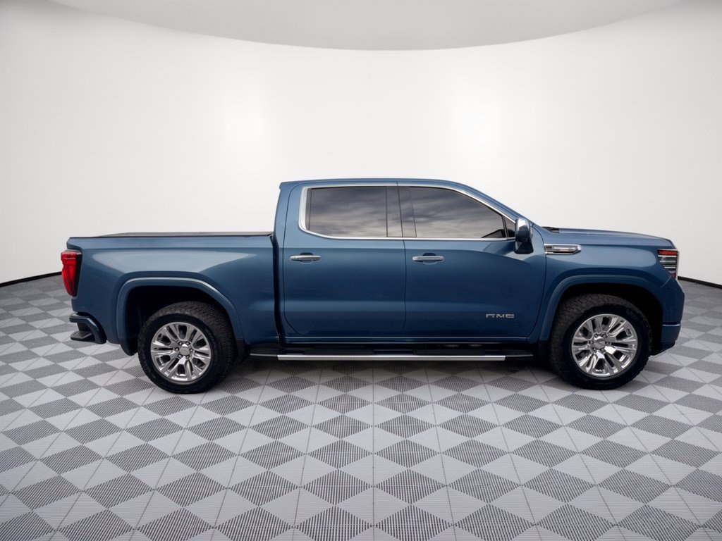 Used 2025 GMC Sierra 1500 Denali w/ Denali Carbonpro Edition AWD/4WD image 8