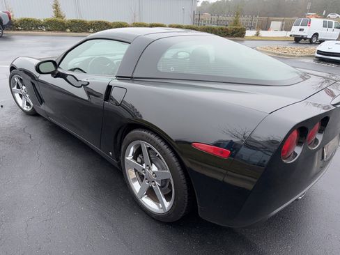 Used 2007 Chevrolet Corvette Coupe w/ Preferred Equipment Group image 4