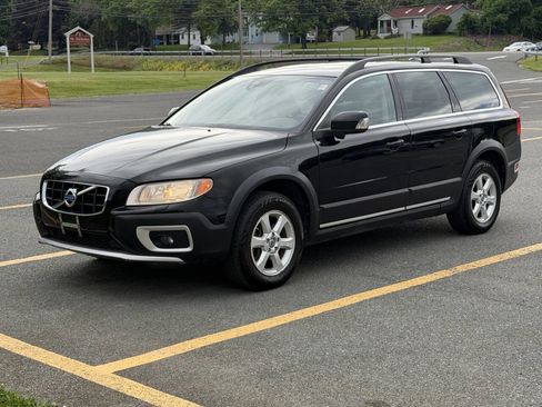 Used 2013 Volvo XC70 3.2 AWD/4WD image 3