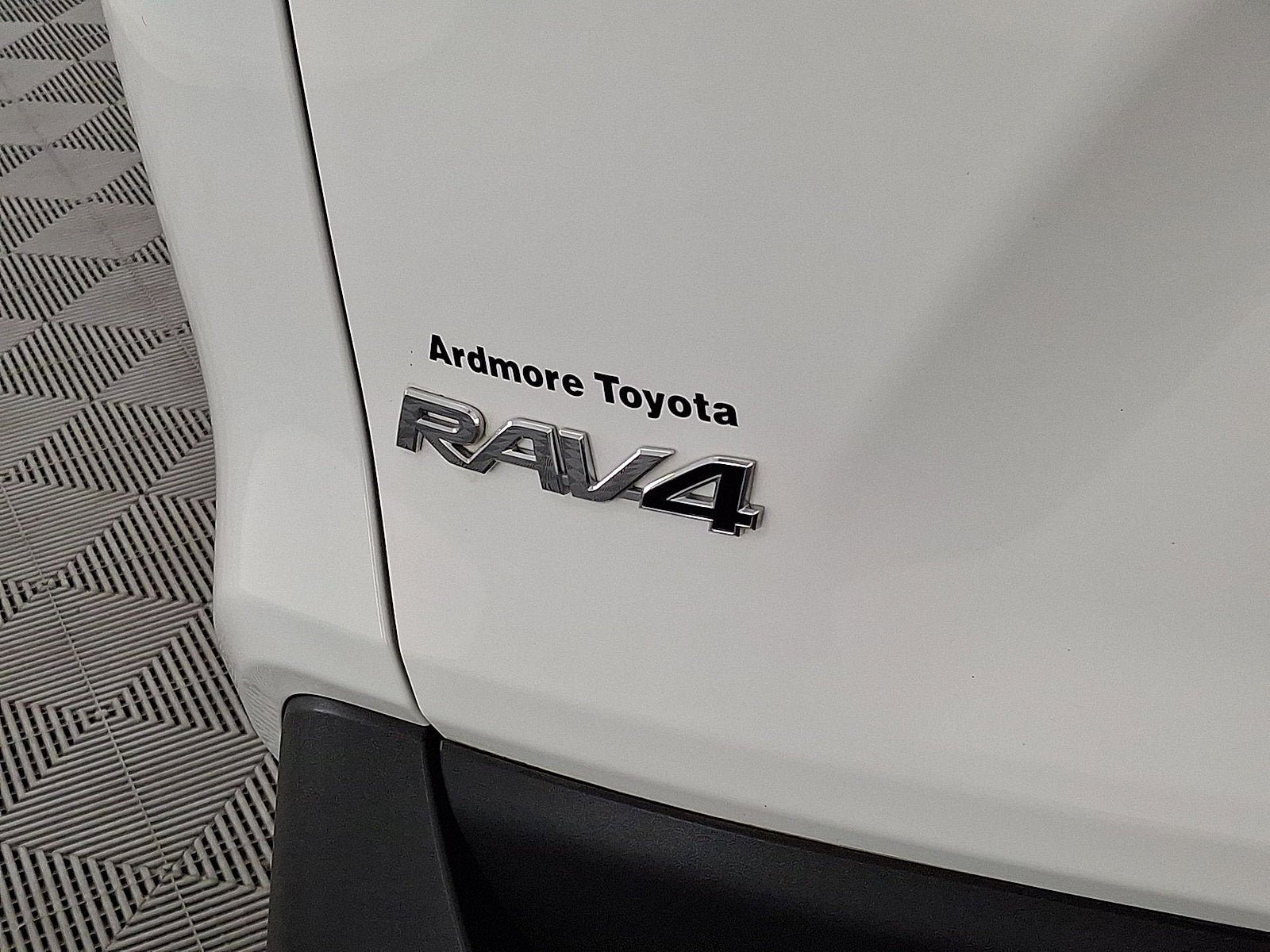 Certified 2024 Toyota RAV4 XLE w/ Convenience Package AWD/4WD image 16